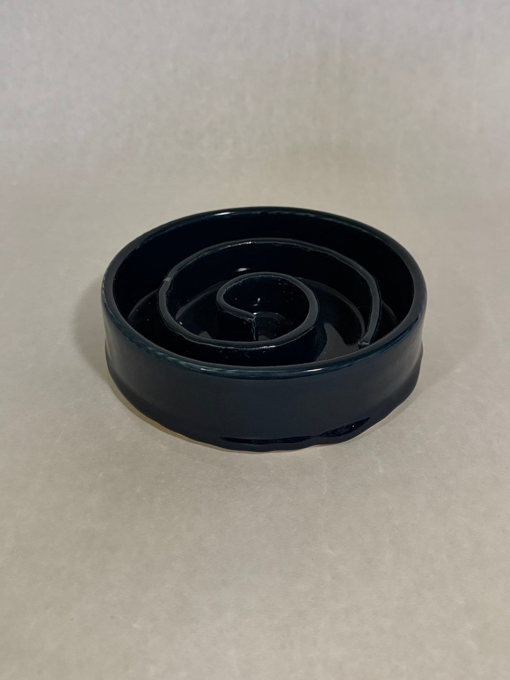Spiral Slow Feeder Dog Bowl – Medium