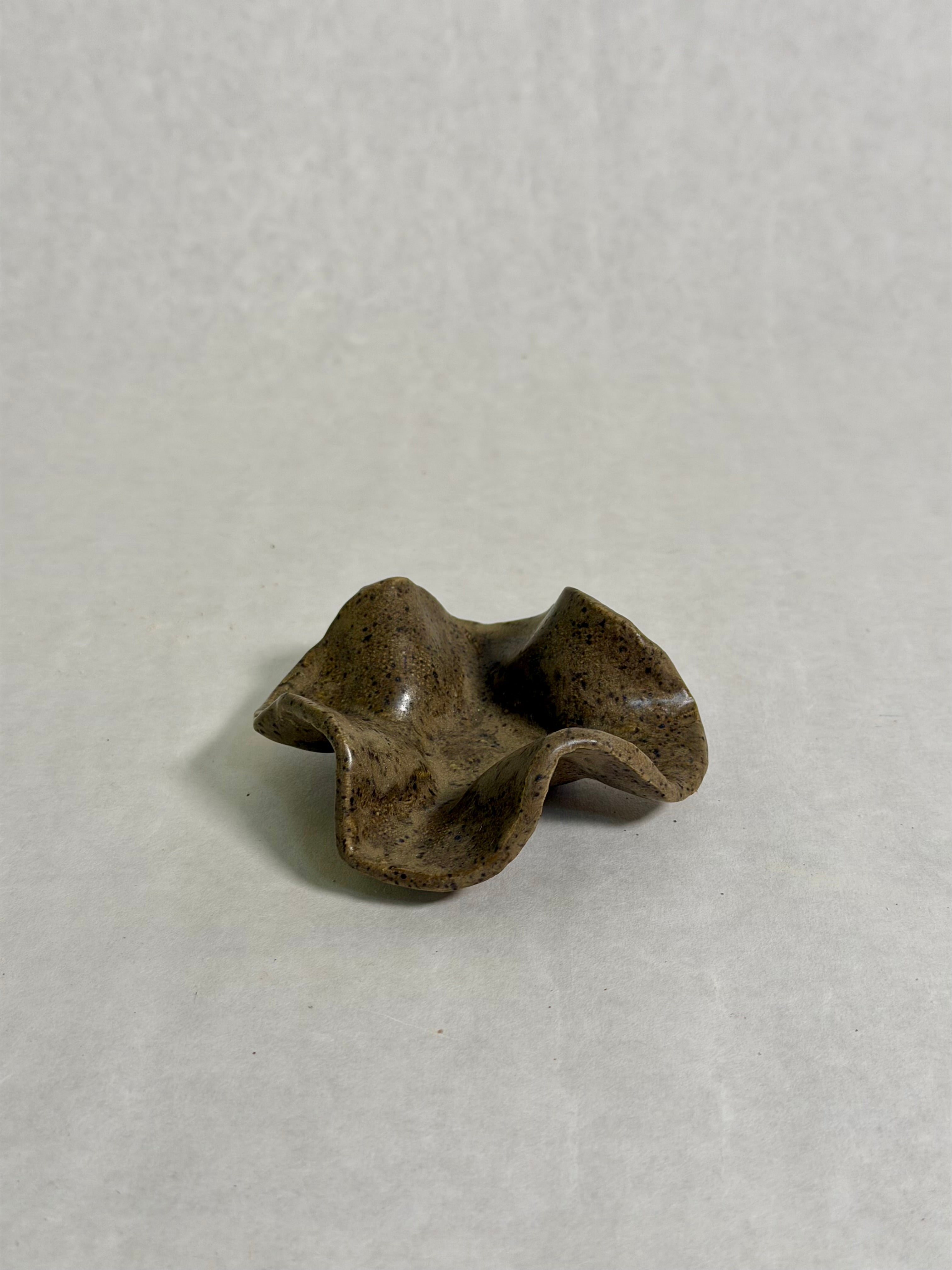 Sculptural Ashtray – Earth Tone